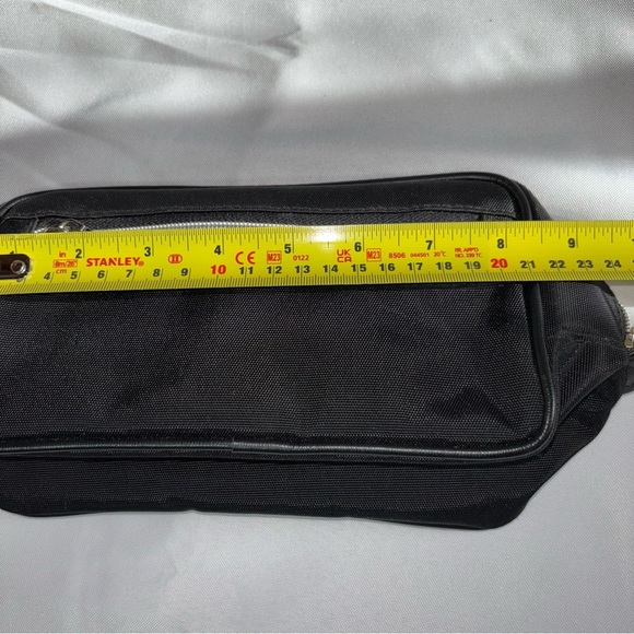 MODELLA Black Cosmetic Toiletry Travel Bag - Picture 11 of 15